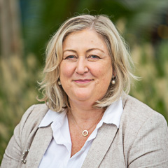 Ms Susan Frost Ms Susan Frost